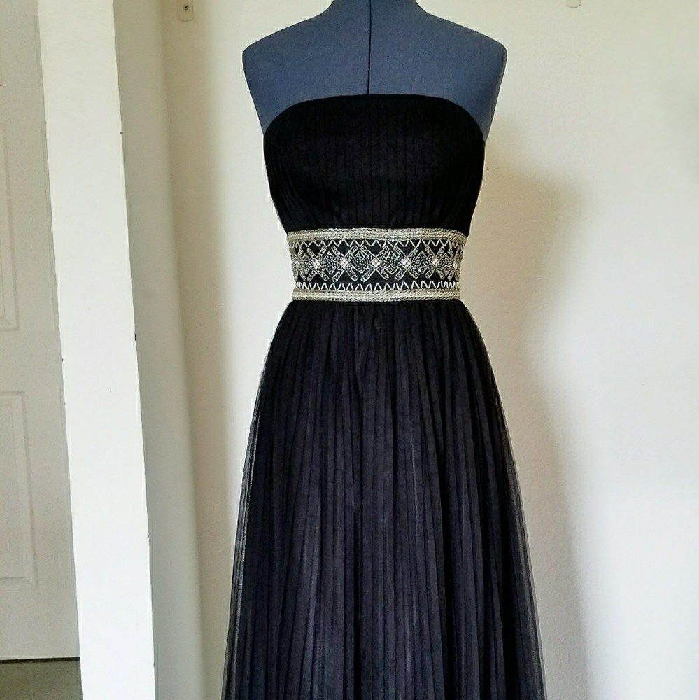 🌸 Black Jovani Prom/ Pageant Dress